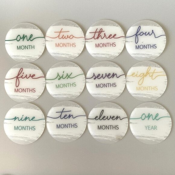 BABY MONTHLY MILESTONE SIGNS GENDER NEUTRAL ACRYLIC DISCS - Picture 10 of 13